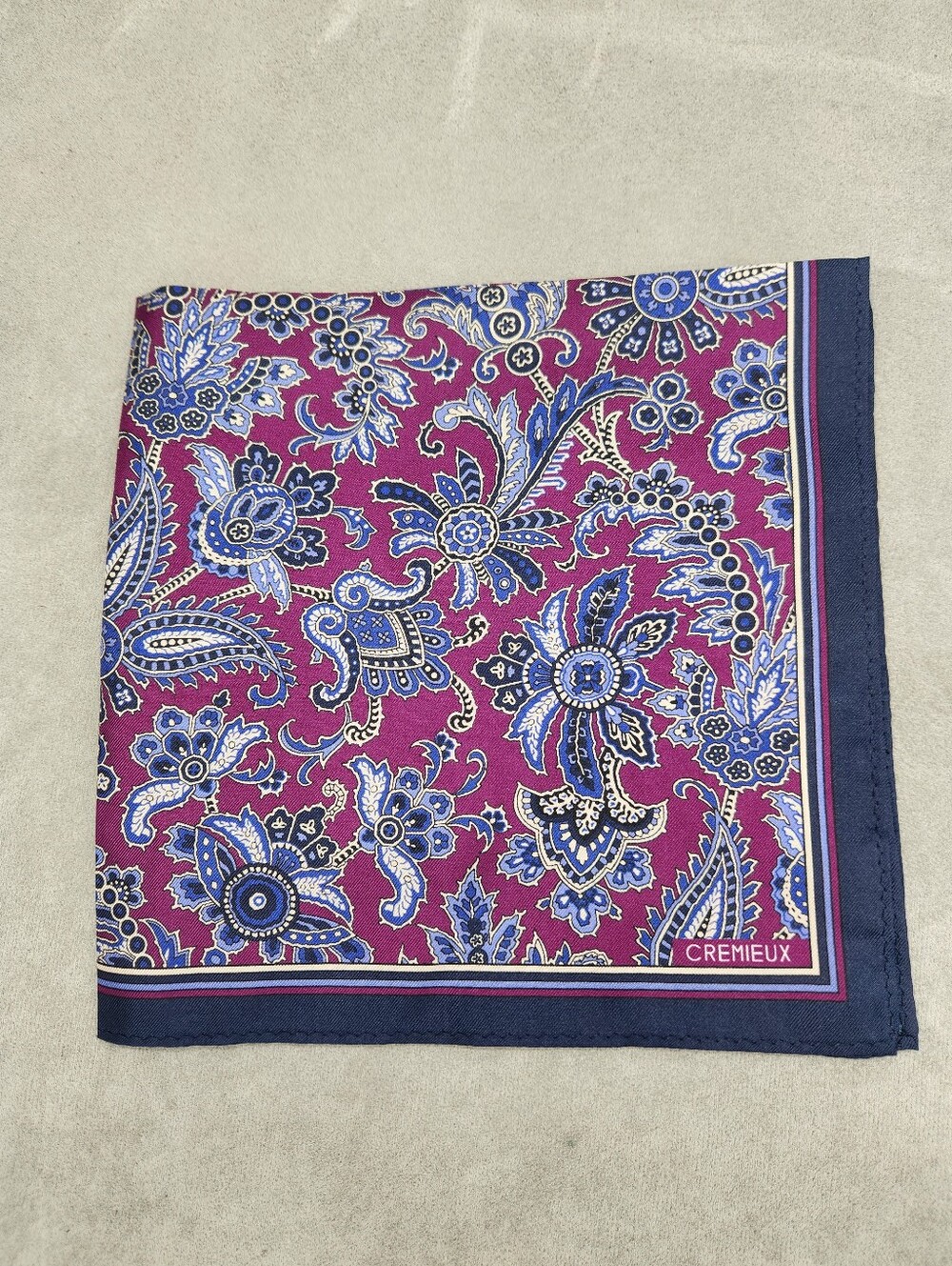 Cremieux Pocket Square Magenta Pink Paisley 100% Silk Pochette Formal New $35